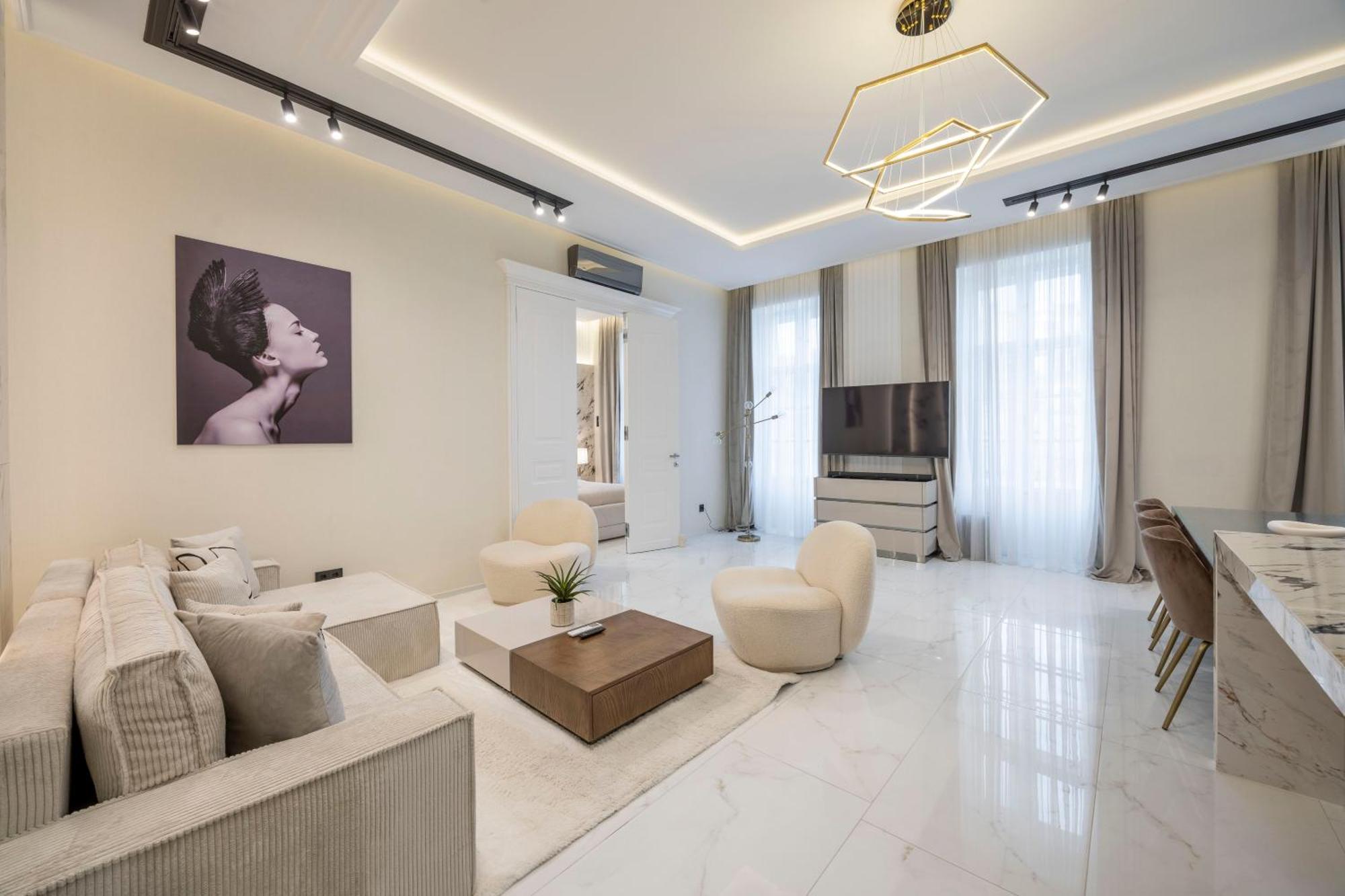Luxurious High-end Grand Next To The Basilica בודפשט