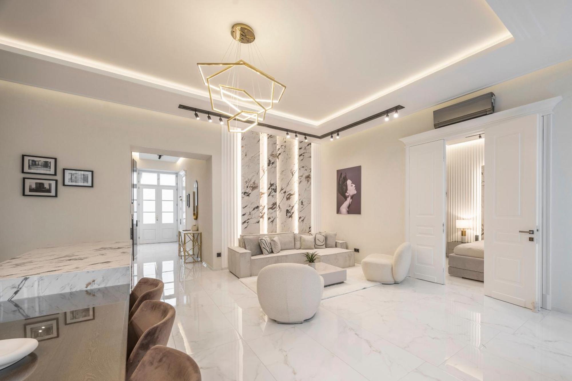 Luxurious High-end Grand Next To The Basilica בודפשט