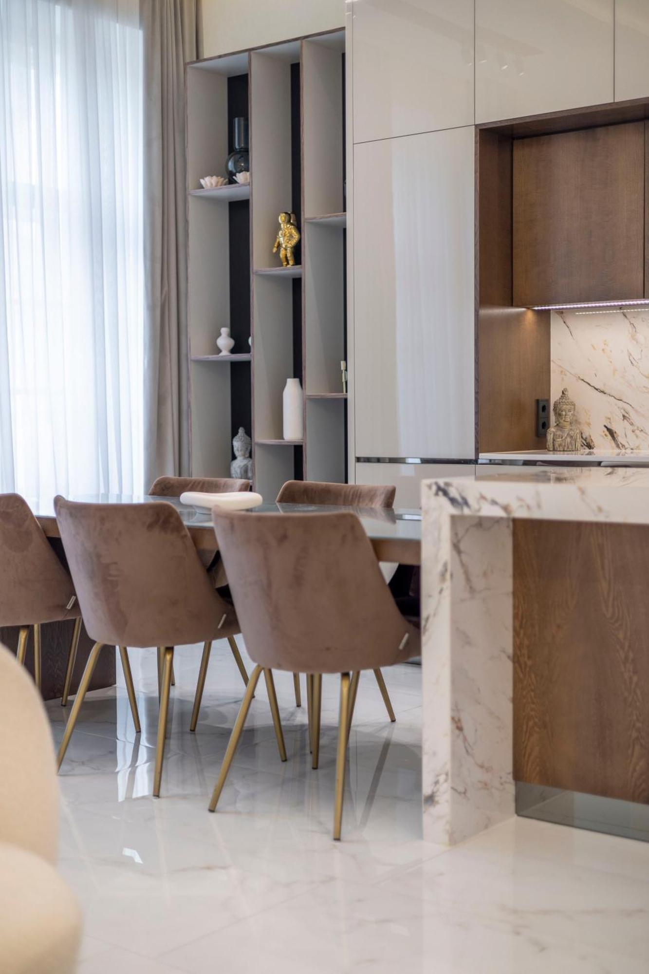 Luxurious High-end Grand Next To The Basilica Apartment Budapest